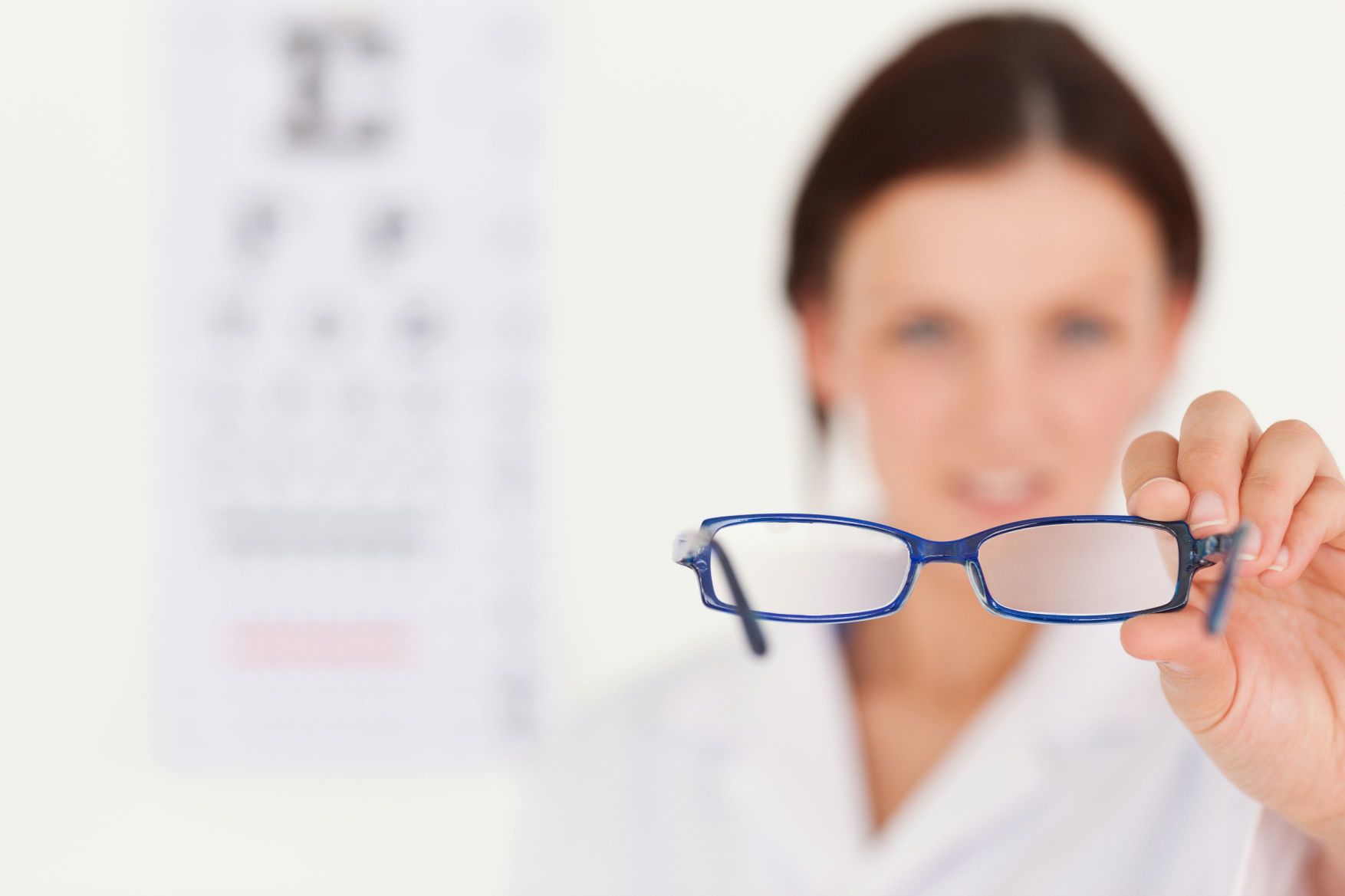 眼科医院专用视力表 快来看看你的视力～ - 知乎